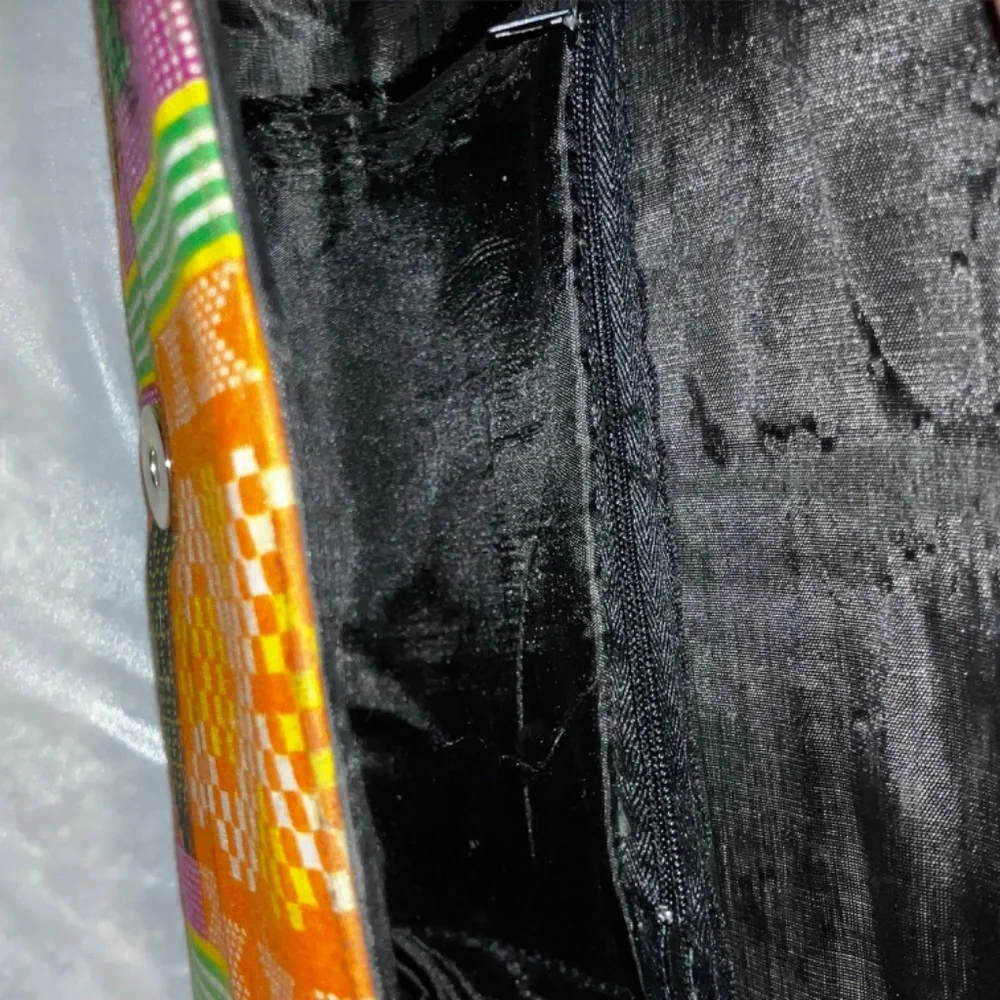 Multicolored African Fabric handbag - Picture 6 of 8